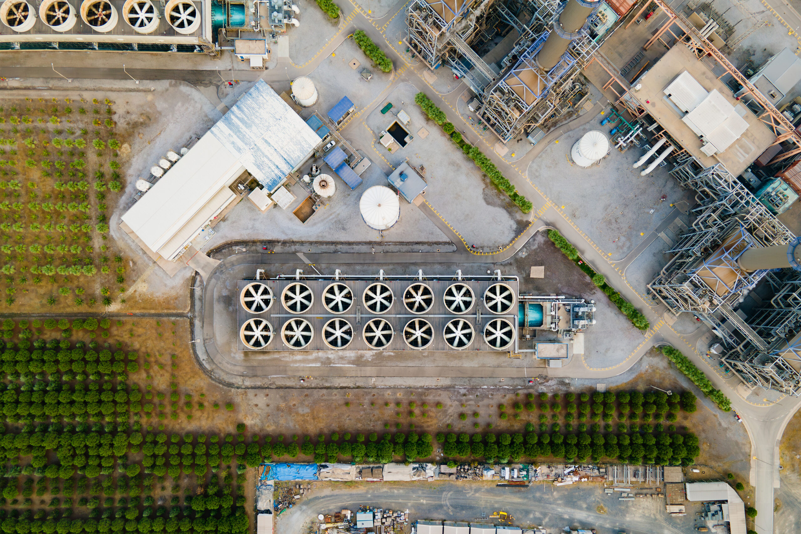 Remote monitoring for distributed power generation